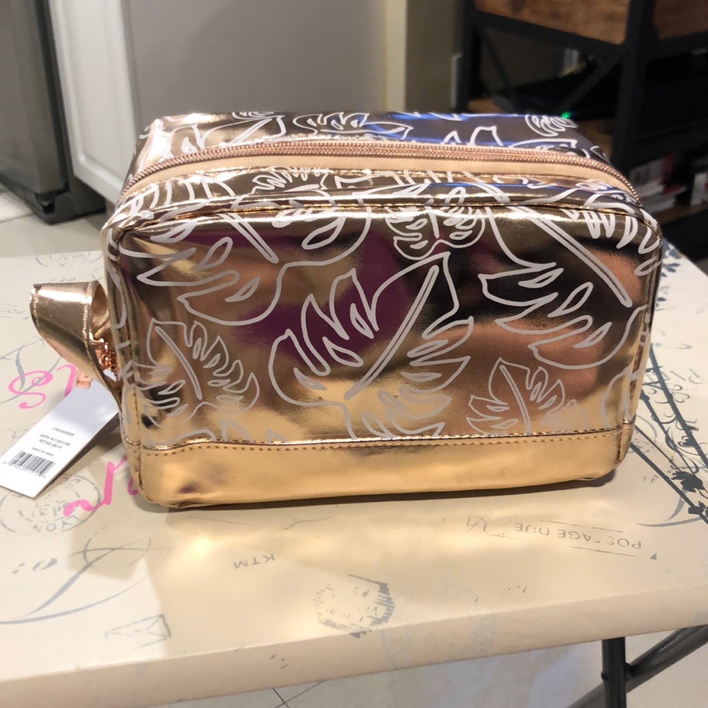Kestrel Makeup Bag - New
